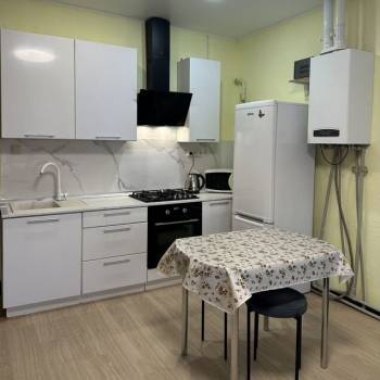 Сдается 2-х комнатная квартира, 60 м²