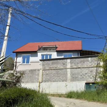 Продается Дом, 284 м²