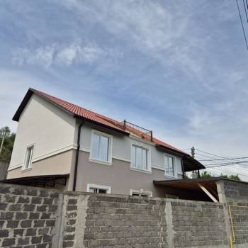 Продается Дом, 284 м²