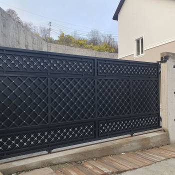 Продается Дом, 284 м²