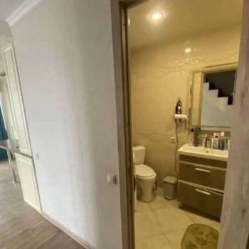 Сдается Многокомнатная квартира, 100 м²