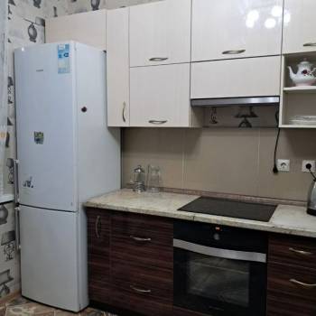 Сдается Многокомнатная квартира, 90 м²