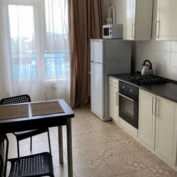Сдается 1-комнатная квартира, 42 м²