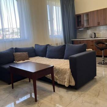 Сдается 2-х комнатная квартира, 76,6 м²