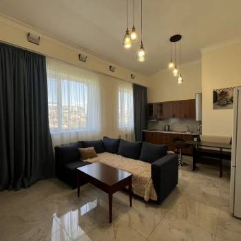 Сдается 2-х комнатная квартира, 76,6 м²