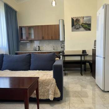 Сдается 2-х комнатная квартира, 76,6 м²