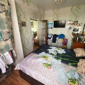 Продается Многокомнатная квартира, 81,2 м²