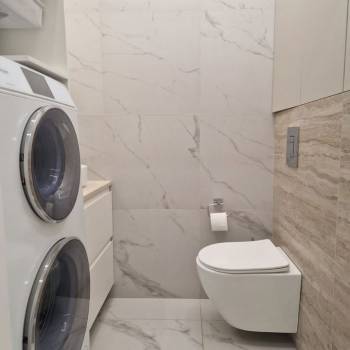 Продается Многокомнатная квартира, 100 м²