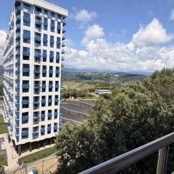 Продается 1-комнатная квартира, 70 м²