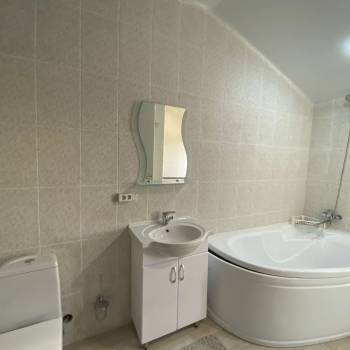 Продается Многокомнатная квартира, 108,7 м²