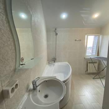 Продается Многокомнатная квартира, 108,7 м²