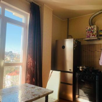 Продается 1-комнатная квартира, 35 м²