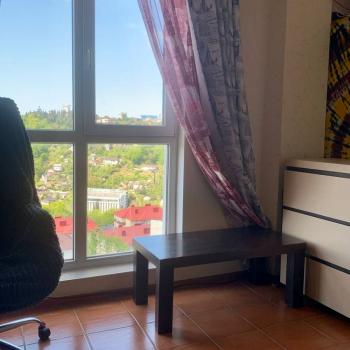 Продается 1-комнатная квартира, 35 м²