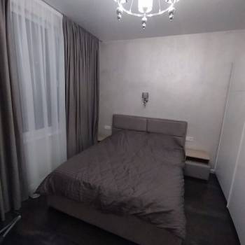 Сдается 2-х комнатная квартира, 100 м²