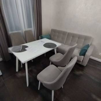 Сдается 2-х комнатная квартира, 100 м²