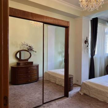 Продается Многокомнатная квартира, 136 м²