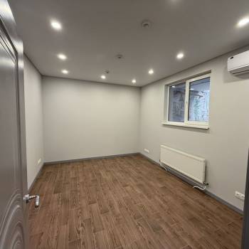 Сдается Нежилое помещение, 120 м²
