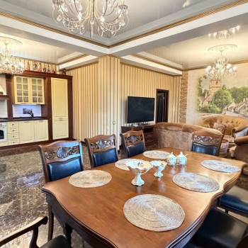 Продается Дом, 272 м²