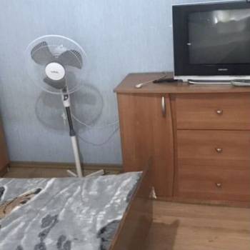 Сдается 1-комнатная квартира, 110 м²