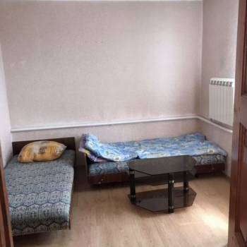 Сдается 1-комнатная квартира, 110 м²