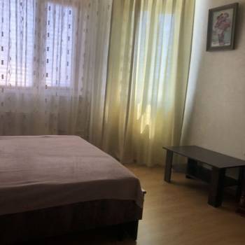 Сдается 1-комнатная квартира, 48 м²