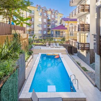 Сдается Многокомнатная квартира, 110 м²