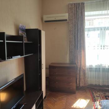 Сдается 1-комнатная квартира, 54 м²