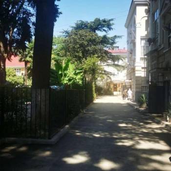 Сдается 1-комнатная квартира, 54 м²