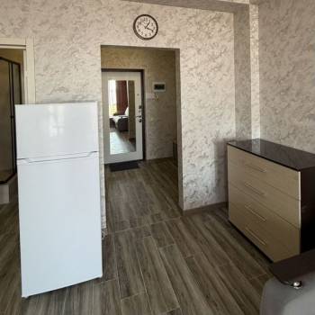 Продается 1-комнатная квартира, 32 м²