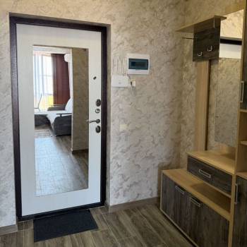 Продается 1-комнатная квартира, 32 м²