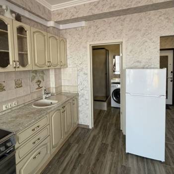 Продается 1-комнатная квартира, 32 м²