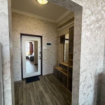 Продается 1-комнатная квартира, 32 м²