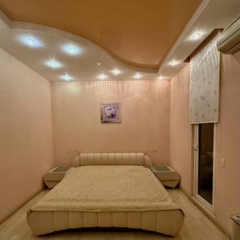 Сдается Многокомнатная квартира, 135 м²