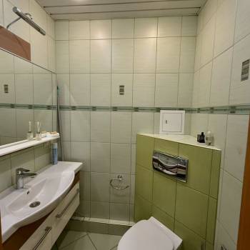 Сдается Многокомнатная квартира, 135 м²
