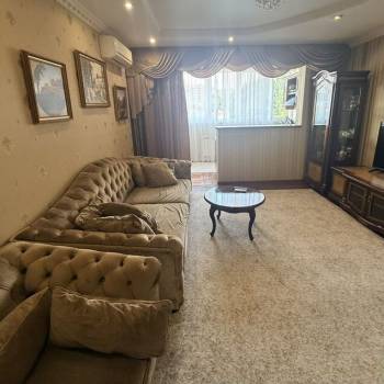 Сдается Многокомнатная квартира, 100 м²