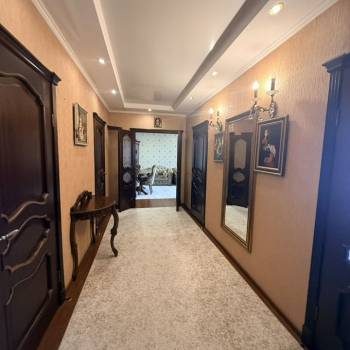 Сдается Многокомнатная квартира, 100 м²