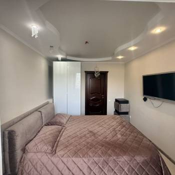 Сдается Многокомнатная квартира, 100 м²