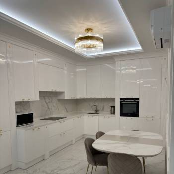 Сдается Многокомнатная квартира, 100 м²