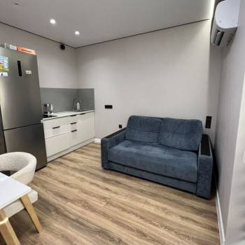 Сдается 1-комнатная квартира, 42 м²