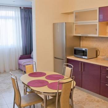 Сдается 2-х комнатная квартира, 100 м²