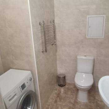 Сдается 2-х комнатная квартира, 100 м²