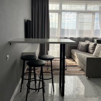 Сдается 1-комнатная квартира, 43 м²