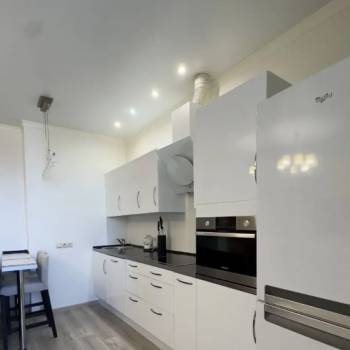 Продается 3-х комнатная квартира, 56,5 м²