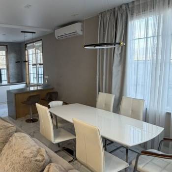Сдается Дом, 180 м²