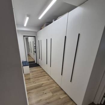 Продается 1-комнатная квартира, 50 м²