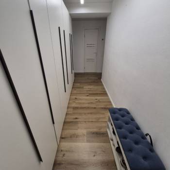 Продается 1-комнатная квартира, 50 м²