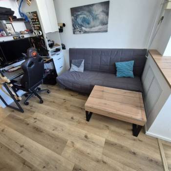 Продается 1-комнатная квартира, 50 м²