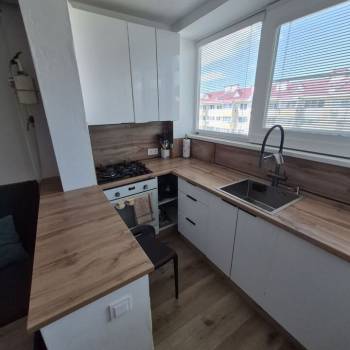 Продается 1-комнатная квартира, 50 м²