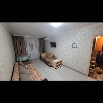 Сдается 1-комнатная квартира, 35 м²
