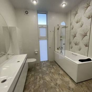 Продается Дом, 285 м²